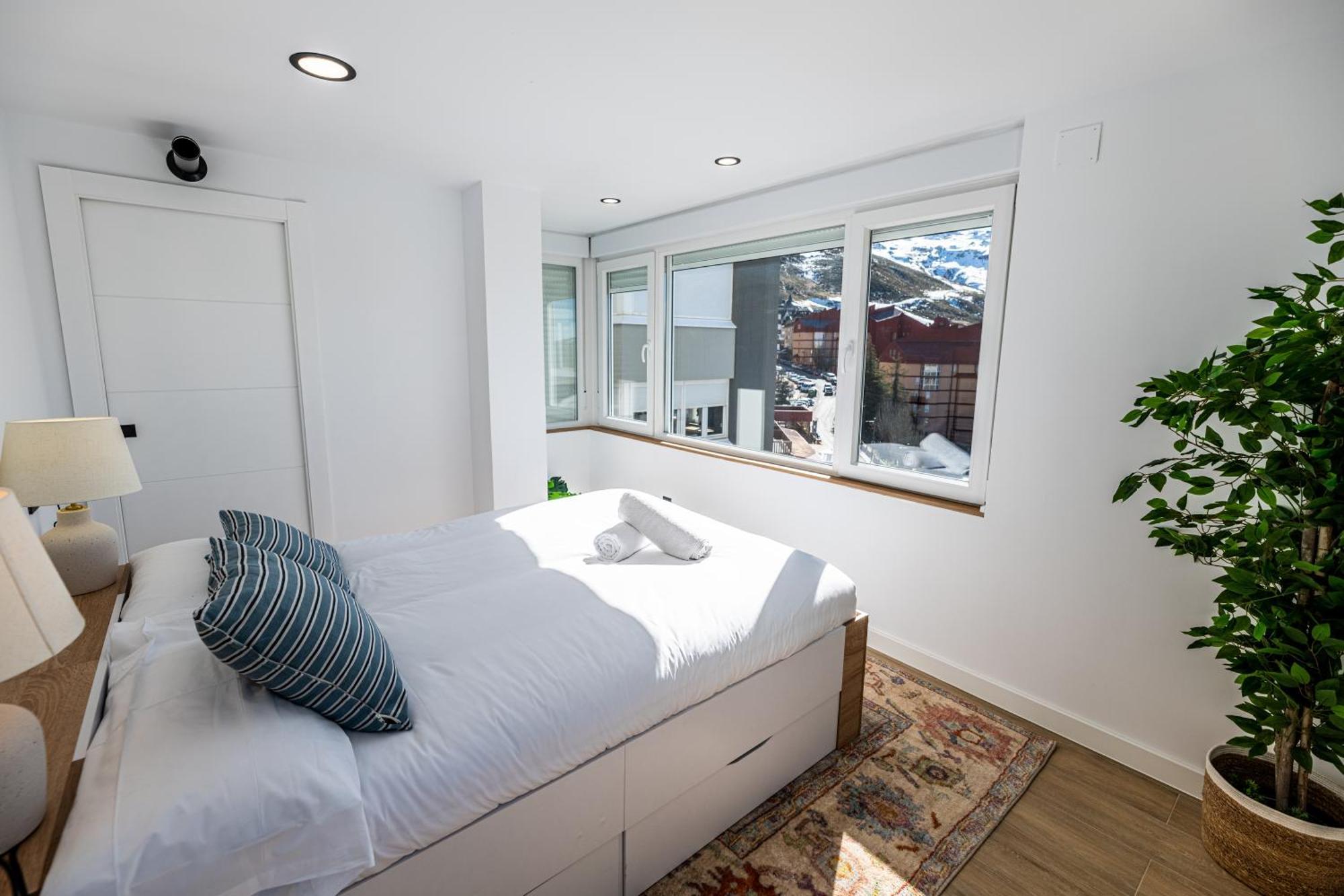 Luxury Refurnished Apartment With Private Parking Close To Ski Slopes Sierra Nevada Esterno foto
